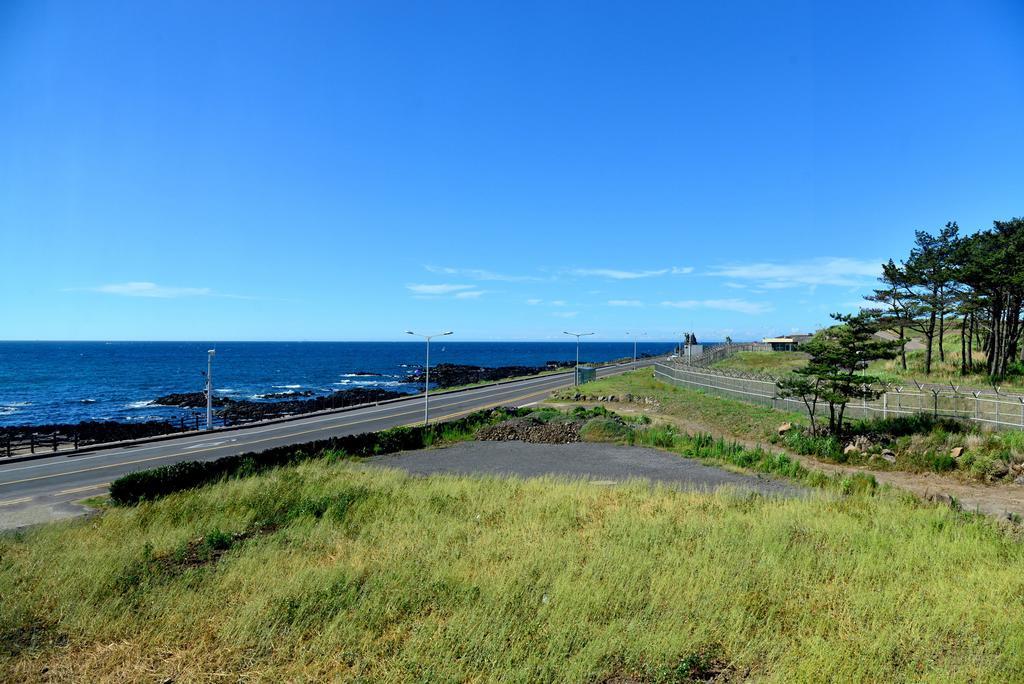 Hotel White House Jeju Exterior photo